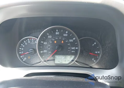 2016 Toyota Rav4 Le z USA, uszkodzony, nr VIN 2T3ZFREV3GW264382